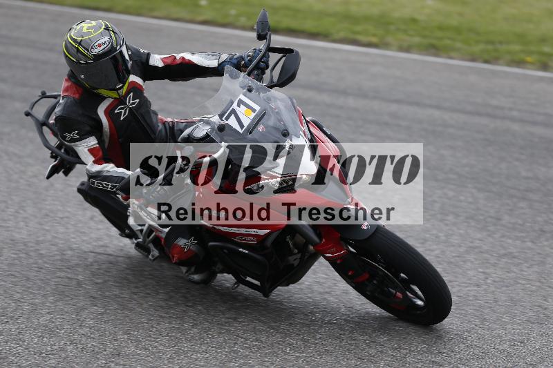 Archiv-2025/10 23.04.2025 Cornu Master School ADR/rot-rouge/71